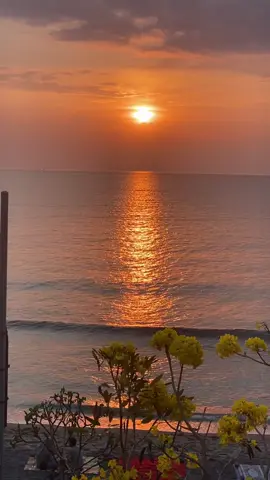 📍Batulayar beach  #lombok #nusatenggarabarat #sunset 