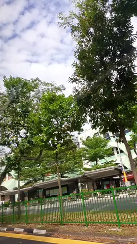 cerahnya langit secerah hati dan masa depan kuuuu🥰