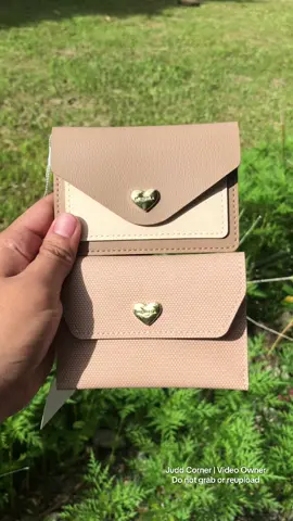 Replying to @Kurstine | Mom life ᥫ᭡.  affordable yet quality gift ideas for Christmas. Card holder wallet from @MICHAELA 😍 #michaelawallet #michaelacardholder #cardholderwallet #thinwallet #walletforwomen 