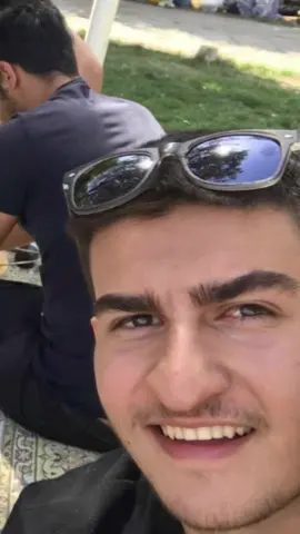 ما به خودمان گیر میدیم چه برسه به شما🤣🤣🤣