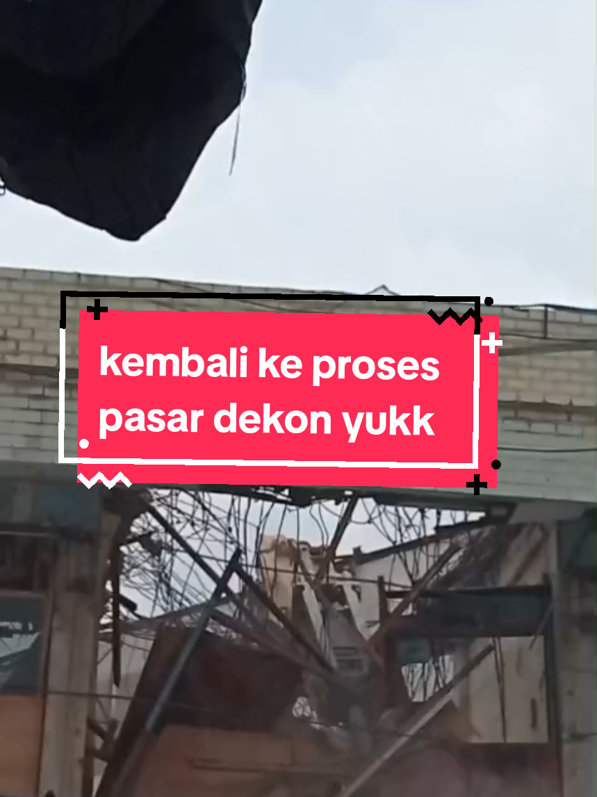 alat berat terus bekerja meratakan bangunan Ganefo #pasar #kotabumilampungutara #lampungtiktok #viral #fyppppppppppppppppppppppp 