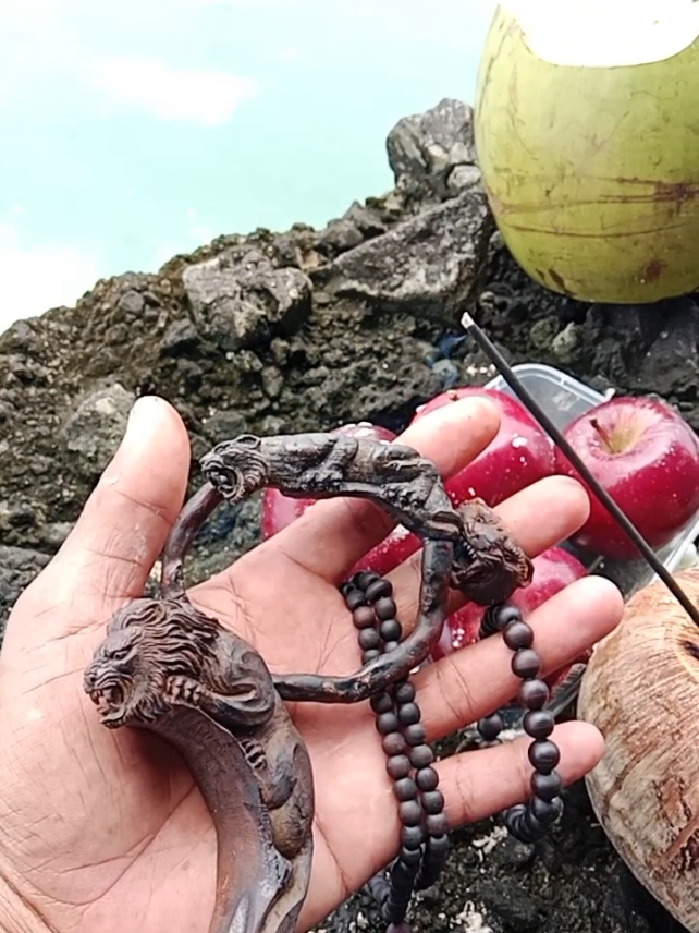 kayu tuah, tawassul ka para karuhun sancang#kerajinan tangan seni ukir#hendy craft