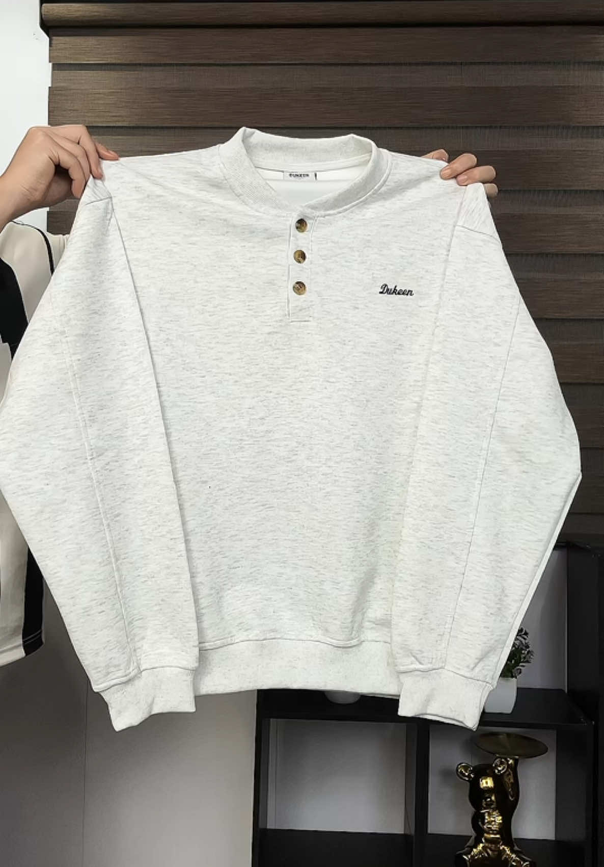 Áo Sweater Cổ Tàu Nỉ 2 Da Thêu #aosweater #xuhuong #macdepmoingay #phoidoxinh #fybシ 