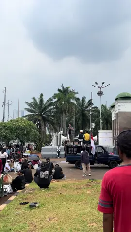 Depan gedung dpr ri hari ini #demo2025