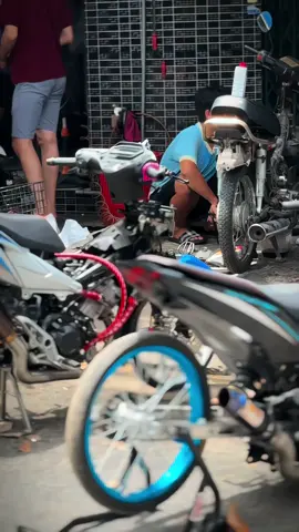 Chiếc ex màu đỏo biển 95-H1 đâu rồi taa .👉🏻👉🏻@Lê Duy Khánh #xuhuong #d12class #lephuocthanh #yzr15malaysia 