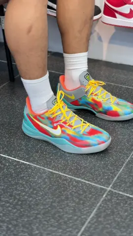 Kobe 8 Protro ‘Venice Beach’ ⚜️ Instagram: @theshoeemporium27 Facebook: The Shoe Emporium  #kobe8 #kobe8protro #kobe8protrovenicebeach #kobevenicebeach #basketballtiktok 