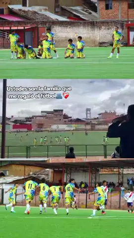 #equipo #family #futbol⚽️ #amigos @⚡ @✓⚽⚡ @YALIN.AA.10 @J H U N ϟ O R @SMITH🇵🇪 @fm.jhair_ha00 @Jarezzz 