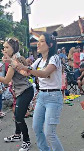 #karnavalkampunginggris #soundkarnaval #karnaval2025 #dancer #infoceksound #kediri24jam #kampunginggrispare 