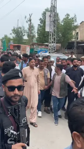 جناب ضیاء الحسن لنجار صاحب اور جناب طارق علی سولنگی صاحب کی والدہ ماجدہ کا نماز جنازہ ادا کردیا گیا.