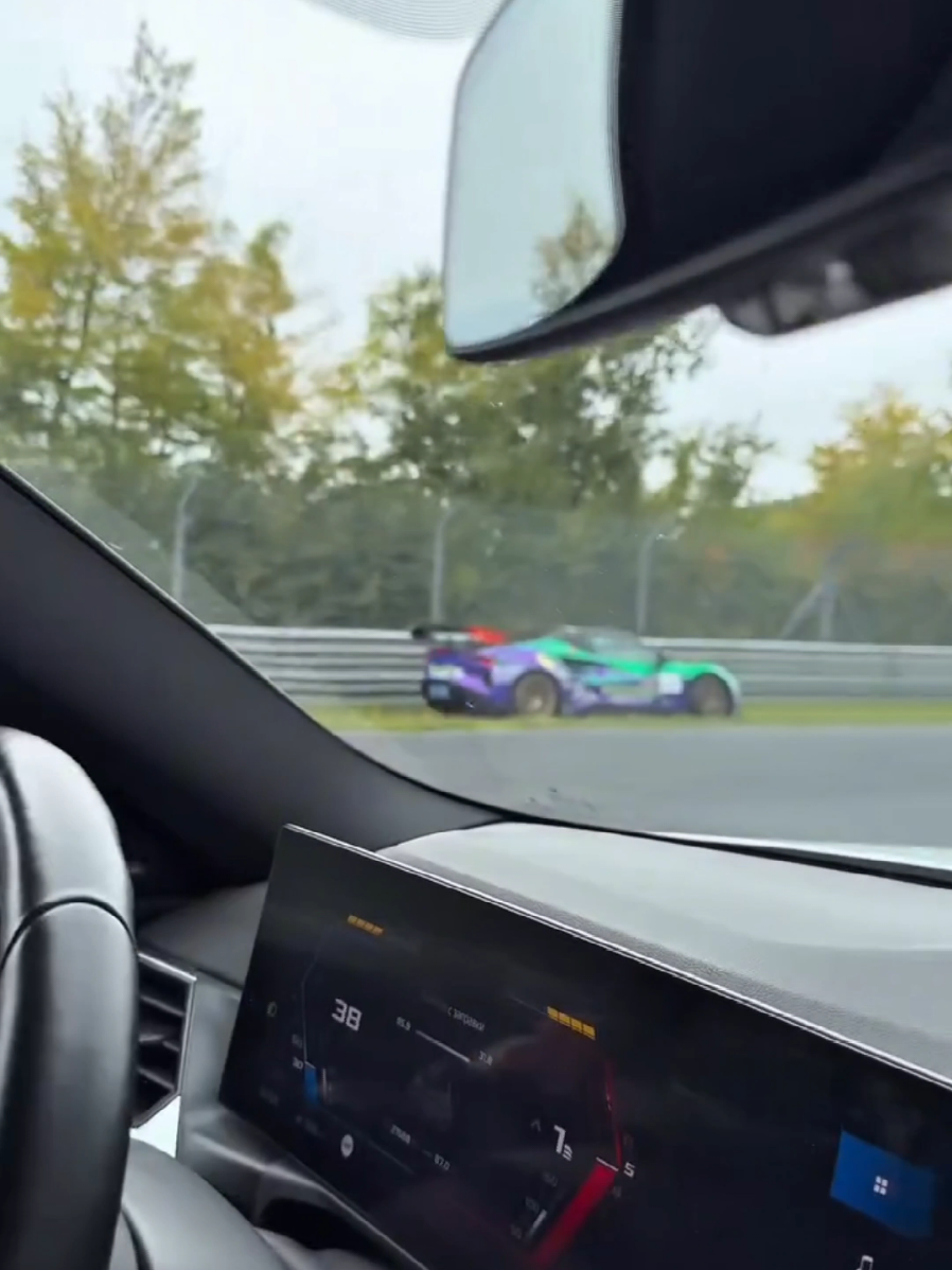 Is this a new record after entering Nürburgring?#nurburgring #nls #nordschleife #lamborghini #eifel 