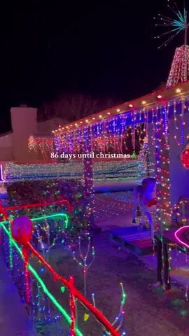commenting stay on christmastok 🎄🎅🏻❄️⛄️✨ #christmas #xmas #christmasvibes #christmastiktok #fypchristmas 