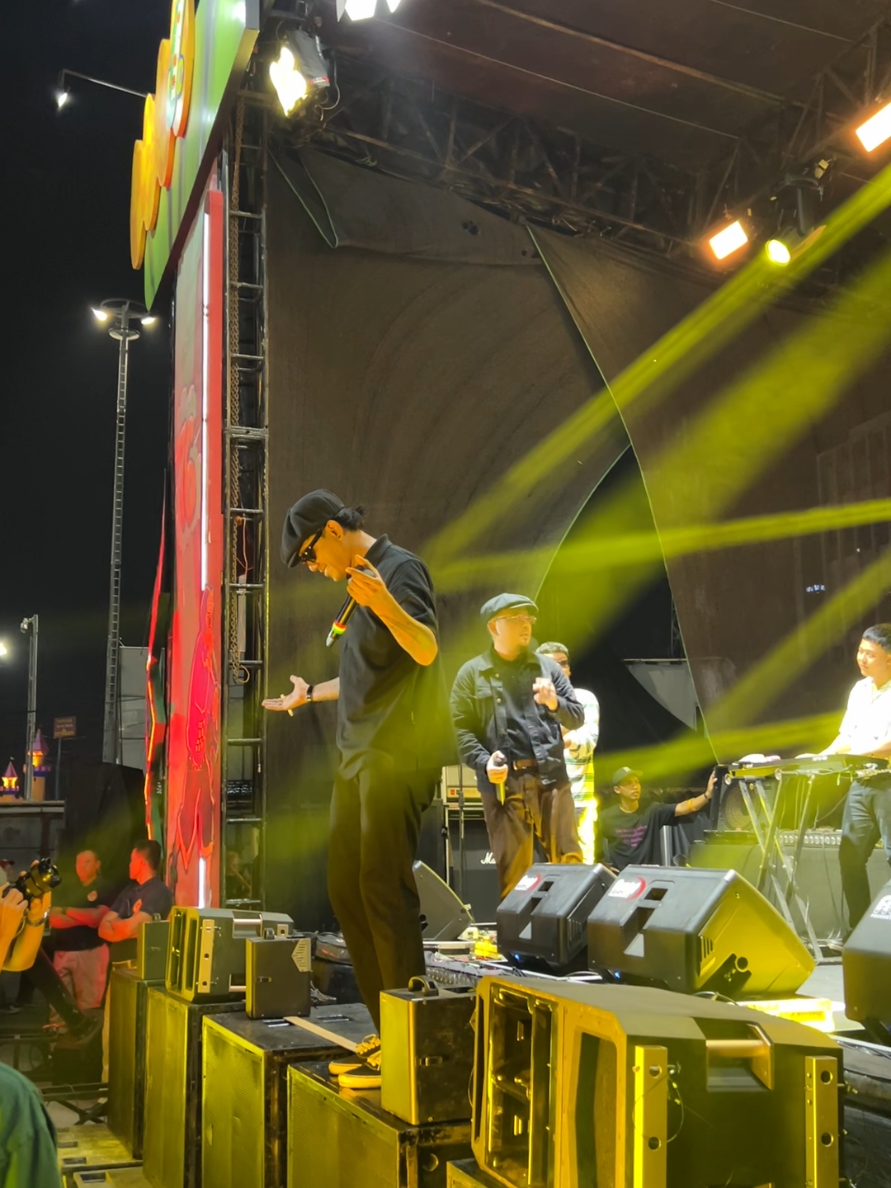 kiro kiro kowe dewe wani ra???  #bravesboy #performance #videoviral #fyp