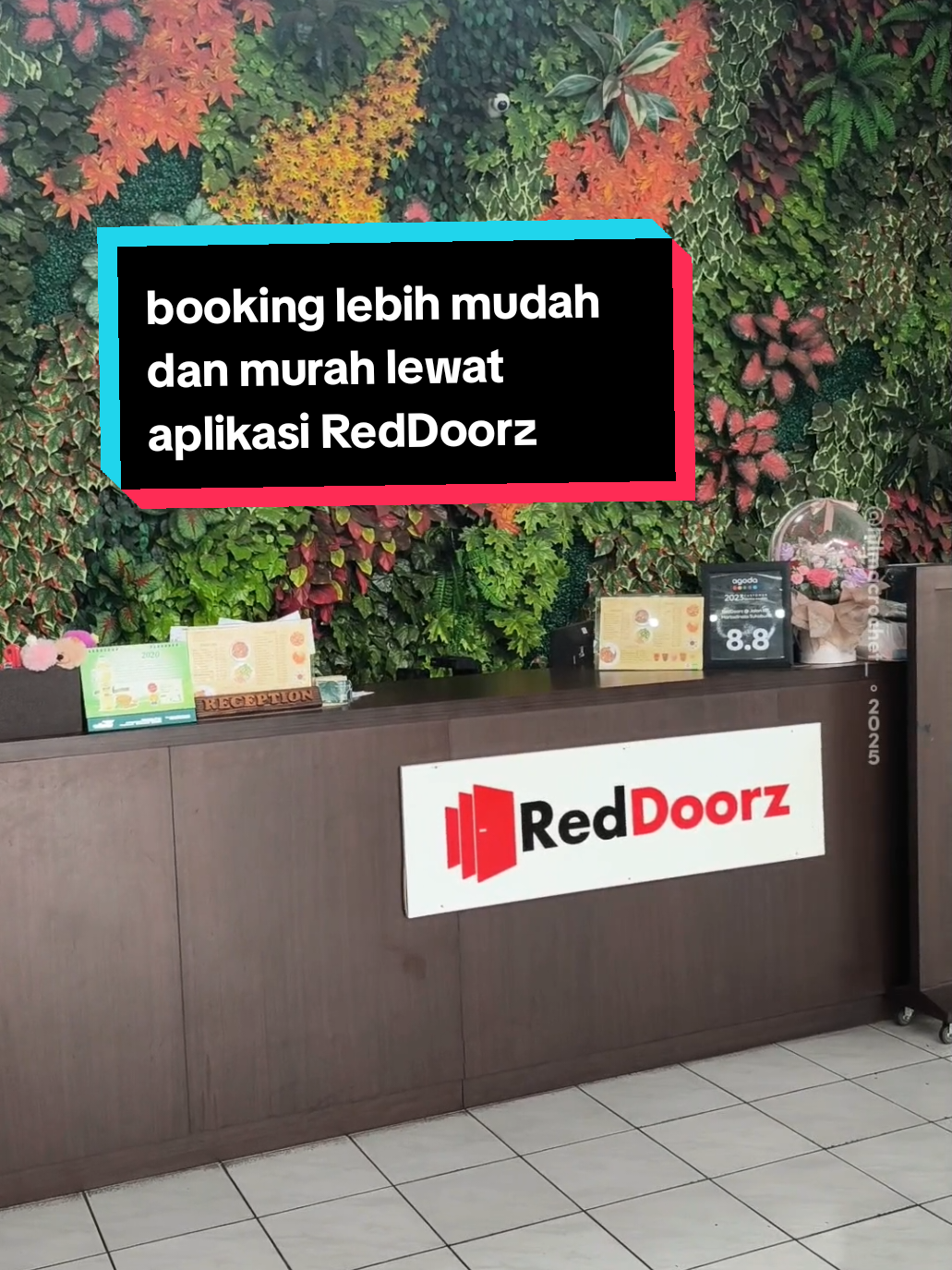 Penginapan murah dan nyaman di tengah kota, pesan lewat aplikasi @reddoorzid  . . . #REDTRAVELERS #bukasemuapintu #reddoorz #hotelhijaudaunsukabumi #hilmacrochet 
