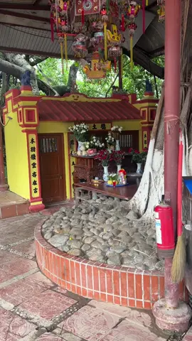 Con Cha con Mẹ còn ai chưa đến cửa của Chúa không ạ?
