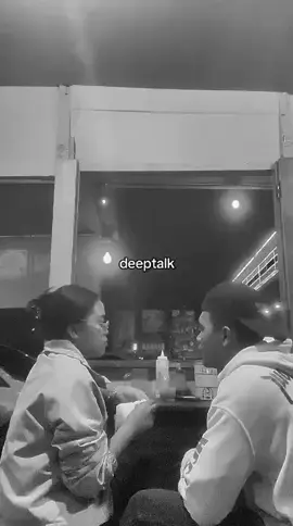 yapping girl n listening boy🤏 @netiw #fyp #bucin 