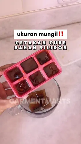 cetakan es batu silikon, ukurannya  mungil nihh, under 10 ribuu 😉👍🏻 #cetakanes #cetakanesbatu #esbatu #cetakanessilikon
