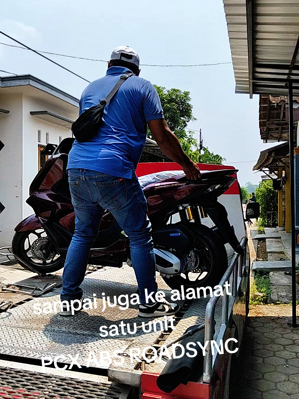satu lagi sampai ke alamat juragan  #promohonda  #dpmurahangsuranringan  #areakendal  #pcx160roadsync wa.me/628179513823