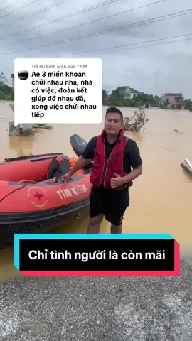 Trả lời @TNM Ae đã sơ tán xong vùng ngập lụt nguy hiểm.Bây giờ là vận chuyển lương thực phát cơm ạ #tanmuong #tanmuong_19 #tanmuong19 #nongcong #bao 