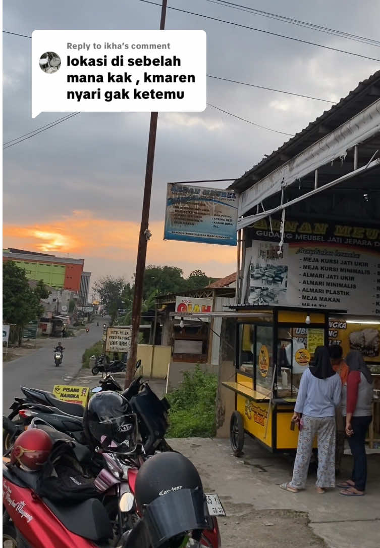 Replying to @ikha buat yg nanya lokasi pisangnangkagaspol sebelah timur rsud bumiayu sebelum pom pertamini sebelah kiri jalan kalau dari arah polsek bumiayu yaa.. kami buka dari jam 2 siang sampai max jam 10 malam🤗  #pisangnangkagaspol #bumiayu #kulinerbumiayu #bumiayu_tiktok__ #brebesviral 