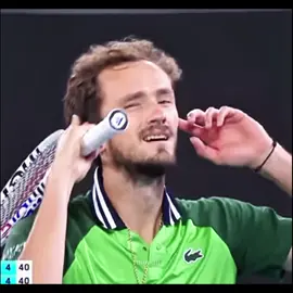 Don’t forget semifinal AO24 🤫 #tennis #daniilmedvedev #zverev #alexanderzverev #tennistv 