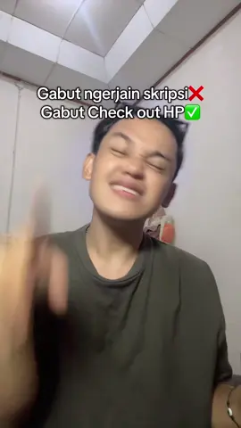 Belaga gabut padahal tugasnya numpuk