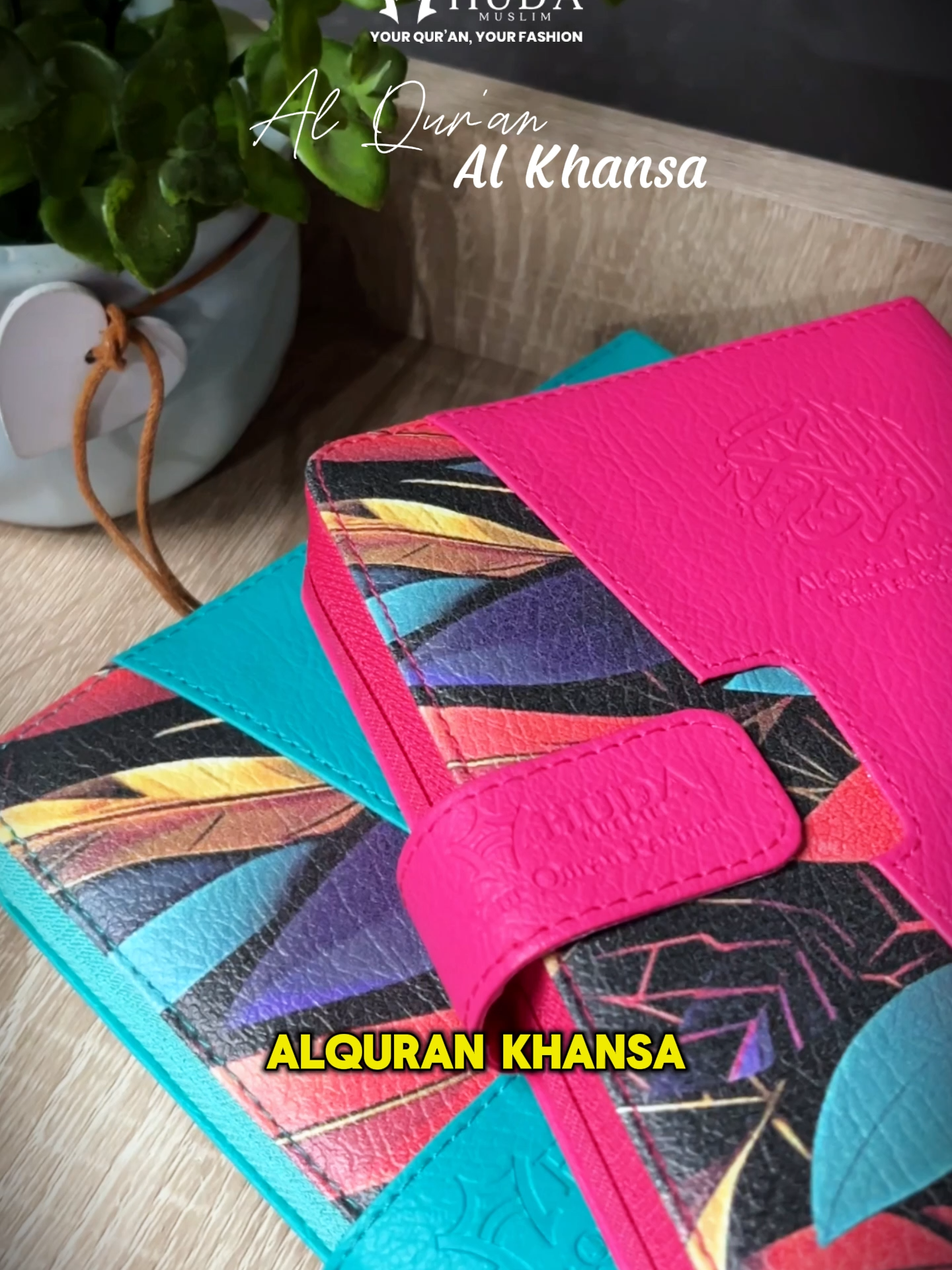 Al-Qur’an Khansa hadir dengan desain premium, 4 warna elegan, dan 2 ukuran praktis. Ungu, hijau, hitam, pink. Klik sekarang, order sekarang, sebelum warnanya sold out! #khansa #qurankhansa