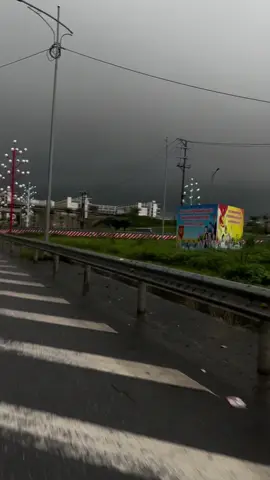 Yêu quái tới rồi ….