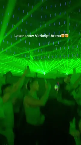 Laser Show🤯 @Verknipt #lasershow #verkniptevents #techtok #amsterdam #fyp 