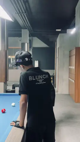 Stay di ig : blunchofficial #rekomendasi #outfit #blunchofficial 