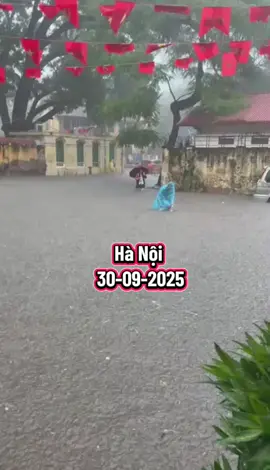 Ngập Hết Cả Rồi #vietnam #hanoi #hanoinews 