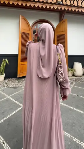 Nadin Set, kombinasi Plisket premium yg gak pelit-pelit mayungnyaa 😍
