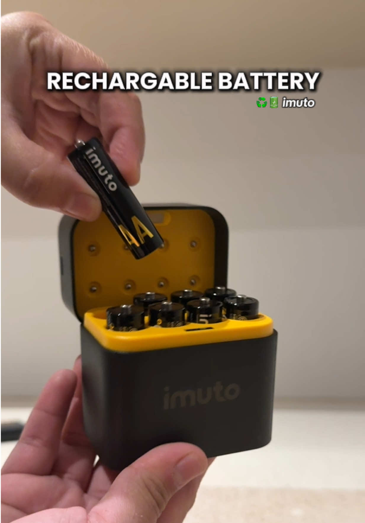 No more bili ng bili ng battery, dito tayo sa rechargeable battery kung saan mas makakatipid tayo. ♻️🔋 #imuto #rechargablebattery #battery #imutobattery 