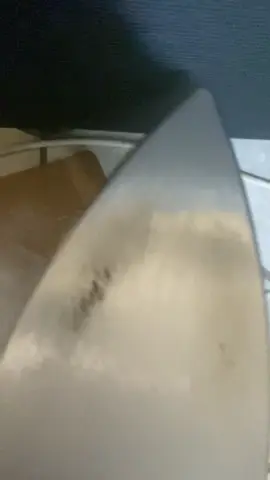 How to clean your stained iron. That’s salt btw. Most of you probably know but the kids dk okay.#fyp #sama28 