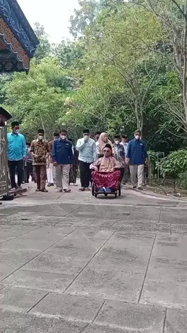 Atas berkat rahmat Alloh yang maha kuasa #insanbersyukur #NKRIhaqqulyaqin #bhinekatunggalika🇮🇩 #salamkebajikan🙏❤🌹 