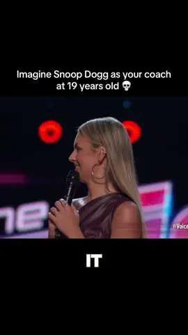 Snoop Dogg in the voice is the best judge 🙏 #Thevoice #snoopdogg #funny #singing 