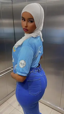 Originally💅🎀 @boo  #somaligirls #somalitiktok #kenyantiktok🇰🇪 #hanan_chichi_ #fyp 