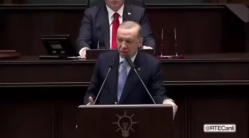 Kapıları.. Tutun oğlum.. Ben.. Tam 40 sene.. Recep Tayyip Erdoğan'ın.. boş konuştuğunu hiç görmedim.. Pozisyon alın.. Ortalık fena karışacak..!!!!