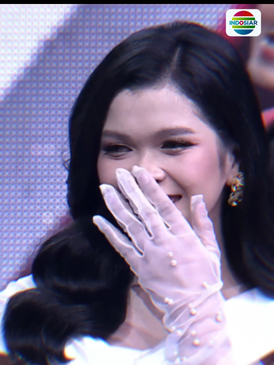 Wihhh! Zahra mau jadi menantunya Mae nihh 😂🥰 . #IndosiarBawaDangdutBerkelasBerkualitas #DAcademy7Indosiar #DAcademyIndosiar 