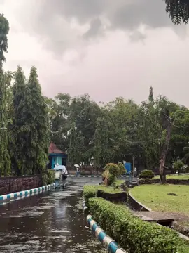 smaga after rain🌧️ #jombang24jam  #sman3jombang #bastyasaka #fyppppppppppppppppppppppp #afterrain 
