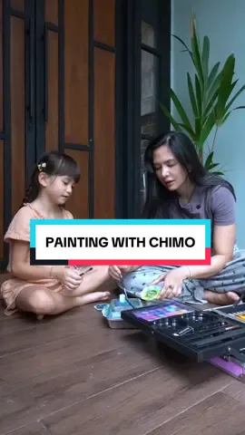 Jangan asal beli krim iritasi untuk anak apalagi bayi! Krim serbaguna untuk ruam, gatal dan iritasi dari @Mother Indonesia ini tanpa bahan kimia berbahaya loh. Bahan aktif alaminya seperti vco, jojoba oil dan calendula aman untuk kulit sensitif sekalipun. Inget ya, untuk kita aja selalu pilih yang terbaik. Apalagi buat anak. Jangan kompromi! #mother #babycream #eczema #chefchitra #chefchitramother