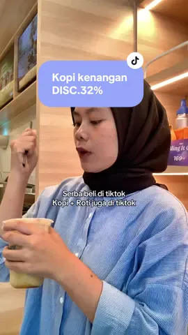 Kopi kenangan mantan + roti coklat! Kopinya less ice behh mantul! #promomakangajian #kopikenangan 