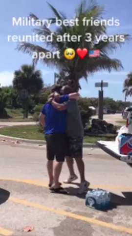 Dad's Surprise Reunion with His best Friends#bestfriend #dad#surprise #fyp #reunion 