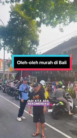 Pusat oleh - oleh murah di balikita rekomendasiin 2 tempat untuk barang” khas Bali dan Tempat untuk makanan khas Bali yang Affordable Nah kalian juga yg lagi berencana traveling on budget ke Bali ga perlu khawatir soal hotel atau penginapan. Ini kita rekomendasiin RedDoorz Near Legian Street start 200k kalian bisa dapat penginapan yang Aman, Nyaman, Bersih dan paling penting lokasinya tengah kota jd deket banget kalo mau kemana-mana guysss. Pesan nya mudah tinggal pakai Aplikasi RedDoorz dan jangan lupa gunain Kode promo 