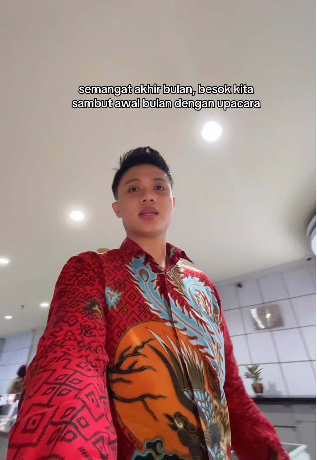 September akhir, S nya “semangat bangun pagi”🫡🤩 #eom #akhirbulan #banker #bankers #teller #customerservice #cs #ub #office #official #officelife #worklife #workoutmotivation #afterlife #bumn #upacarabendera #oktober #fyppppppppppppppppppppppp #fypage #lewatberanda #bangunpagi #semangatberjuang #manado #bri #awalbulan 