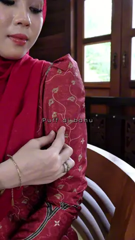 A bit closed up of dang wangi maroon edition #ramadania #bajuplussize #batik #tailorhomemade #kurungmoden 
