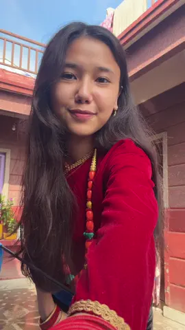 Gailai charaundai ❤️ #fyp #trending #nepalitiktok #oldnepalisong #prasna🌸 