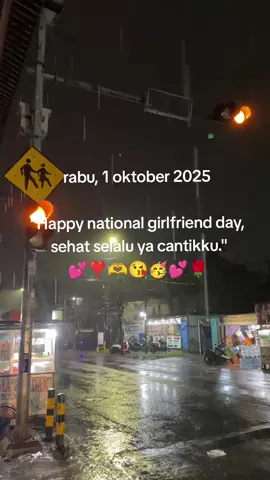 long text buat kalian 👇 happy girlfriend day sayangkuu cintakuu cantikuu, aku ga bakalann lupaa dengan kamu di harii-harii speciall inii, mungkin kamu bilangg inii ketikan gaa seberapa i know ini emang gaa seberapaa tapii inii aku ngetikk berusaa untukk cantiikuu inii aku gabisaa merangkaii kata-kata banyaa aku cumann mau bilang kalo aku sayang bangett sama kamu, terimakasii banyaa yaa sayang sudaa mau bertahann sama aku, terimakasi sudah menerima kekurangan-kekurangan ku, sama kamu itu nyamann sekalii cuman kamu yang bisa nenangin aku di siat merasa sedihh, terkadang aku sering buatt masalah hal-hal kecill yaa aku mintaa maaff sayangg, kamu bolee bangett sebutiin satu-satu sikapp mana yg gaa kamu sukaa darii aku pelahann aku bakall ubah sikap-sikap buruk aku itu. maaff aku cuman hanya bisa sekedar ngasi teks doang maaf kalo aku gabisa ke cowo-cowo lainnyaa, aku beruntung sekali ketemu cewe sebaikk kamuu, selaluu bersamaku teruss yaaa?, sekalii lagii happy girlfriend anakk kecill #masukberandafyp  #mygril  #cantiku  #bismillahfyp  #selamat 