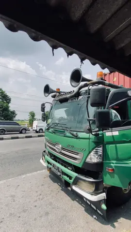 ada yang kenal truck sama driver nya engga bolo? monggo langsung merapat Es Teh Ginastel 57 Buka jam 09.00-20.00 📍Barat lampu merah Ngangkruk, Pengging, Boyolali #beranda #fyp #estehginastel #penggingboyolali #57gank 