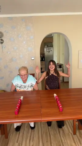 No to zdmuchnęła babuszka💖🤪 #grandma #poland 