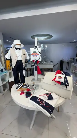 👶🍼Με θέμα το ΣΟΥΠΕΡ ΗΡΩΑΣ καιωτην υπογραφή της GUY LAROCHE Βαπτιστικό πακέτο ολοκληρωμένο μόνο 280€ στο @evaptisi βρείτε το στο www.evaptisi.com με κωδικό: ΑBPA2518🧸🎈 🫶🏻 Έλα να κάνουμε τη βάπτιση στο EVAPTISI!  👉🏼Μόνο εδώ θα βρείτε βαπτιστικά πακέτα στα πιο εντυπωσιακά σχέδια από 250€  👉🏼Μπείτε στο www.evaptisi.com να δείτε τα αμέτρητα,μοντέρνα  σχέδια και κάντε την παραγγελία σας ηλεκτρονικά με πανεύκολο τρόπο! 👉🏼Τηλεφωνήστε στο  ☎️210 2626370 για να κλείσετε το ραντεβού σας! Σας περιμένουμε Αγίων Αναργύρων 16 στους Αγίους Αναργύρους!  👉🏼Πάνω από 1500 σχέδια σε βαπτιστικούς Σταυρούς θα βρείτε στο κατάστημά μας και με κάθε αγορά βαπτιστικού πακέτου έχετε και -5% έκπτωση στον βαπτιστικό Σταυρό!  Τα πάντα για την βάπτιση μόνο στο Evaptisi 👍#evaptisi_lamproukosmima #evaptisi #vaptisi2025